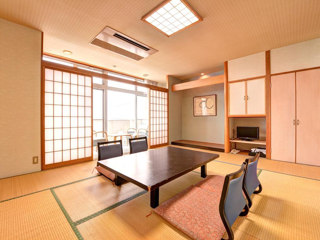 Hotel Yagobei Minamichita Exterior photo